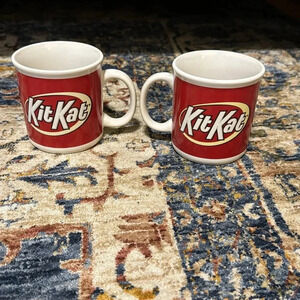 Kit Kat Hershey’s Nestle Chocolate Candy Mugs/Cups Set of 2 by Galerie